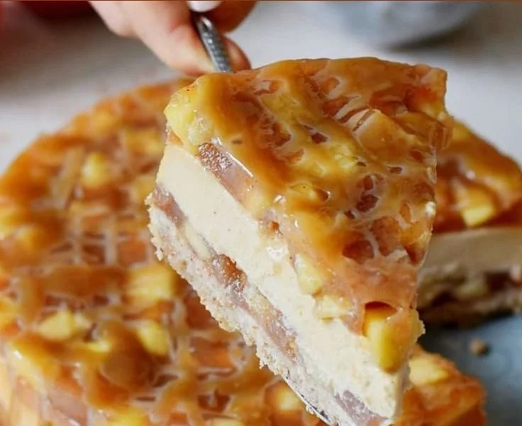 Karamell-Apfel-Käsekuchen