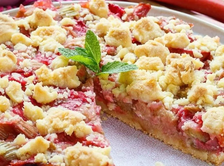 Rhabarberkuchen mit Streusel